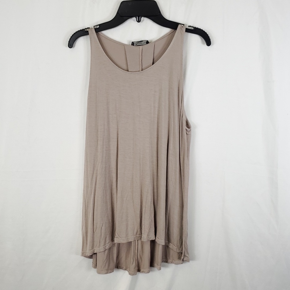 BLACK ORCHID Almond Flowy Tank Top